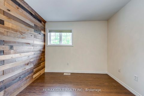 Photo 22 at 75 Campbell Avenue, Allandale, Barrie
