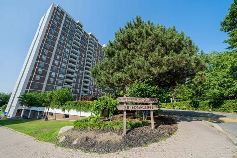 Photo 5 at 1218 - 20 Edgecliff Golfway, Flemingdon Park, Toronto