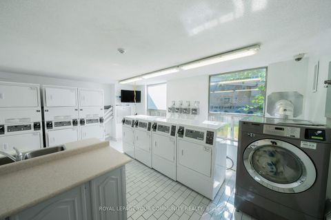 Photo 45 at 1218 - 20 Edgecliff Golfway, Flemingdon Park, Toronto