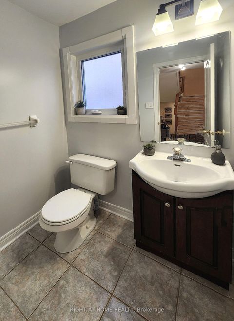 Photo 8 at 9 Gianmarco Way, Vellore Village, Vaughan