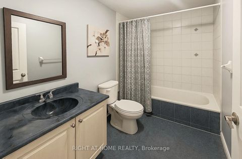 Photo 15 at 9 Gianmarco Way, Vellore Village, Vaughan