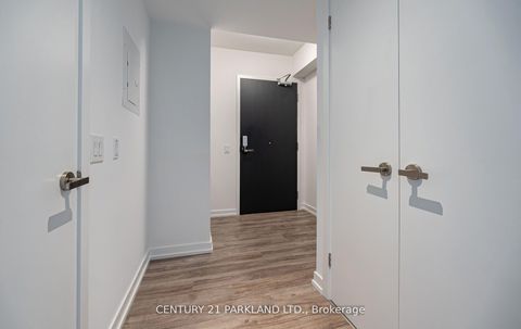 Photo 4 at #306 - 77 Shuter Street S, Yonge Corridor, Toronto