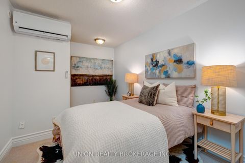 Photo 14 at M1 - 539 Jarvis Street, North St. James Town, Toronto