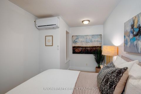 Photo 16 at M1 - 539 Jarvis Street, North St. James Town, Toronto