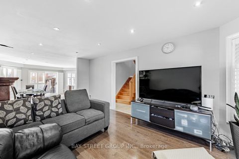 Photo 5 at 98 Royalpark Way, Elder Mills, Vaughan