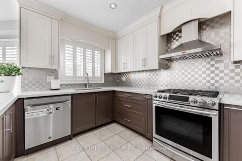 Photo 12 at 98 Royalpark Way, Elder Mills, Vaughan