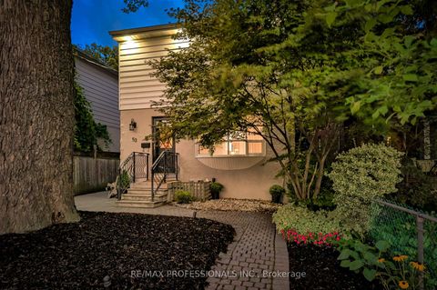Photo 2 at 53 Tilden Crescent, Humber Heights, Toronto