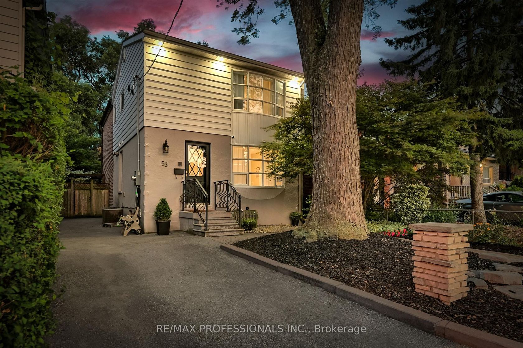 53 Tilden Crescent, Humber Heights, Toronto 