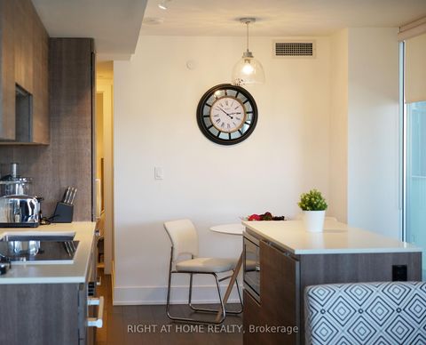 Photo 3 at 1610 - 200 Bloor Street W, Annex, Toronto