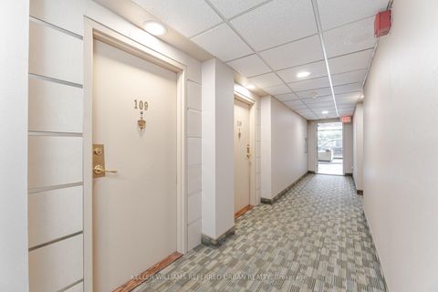 Photo 2 at 109/209 - 30 Glen Elm Avenue E, Moore Park, Toronto