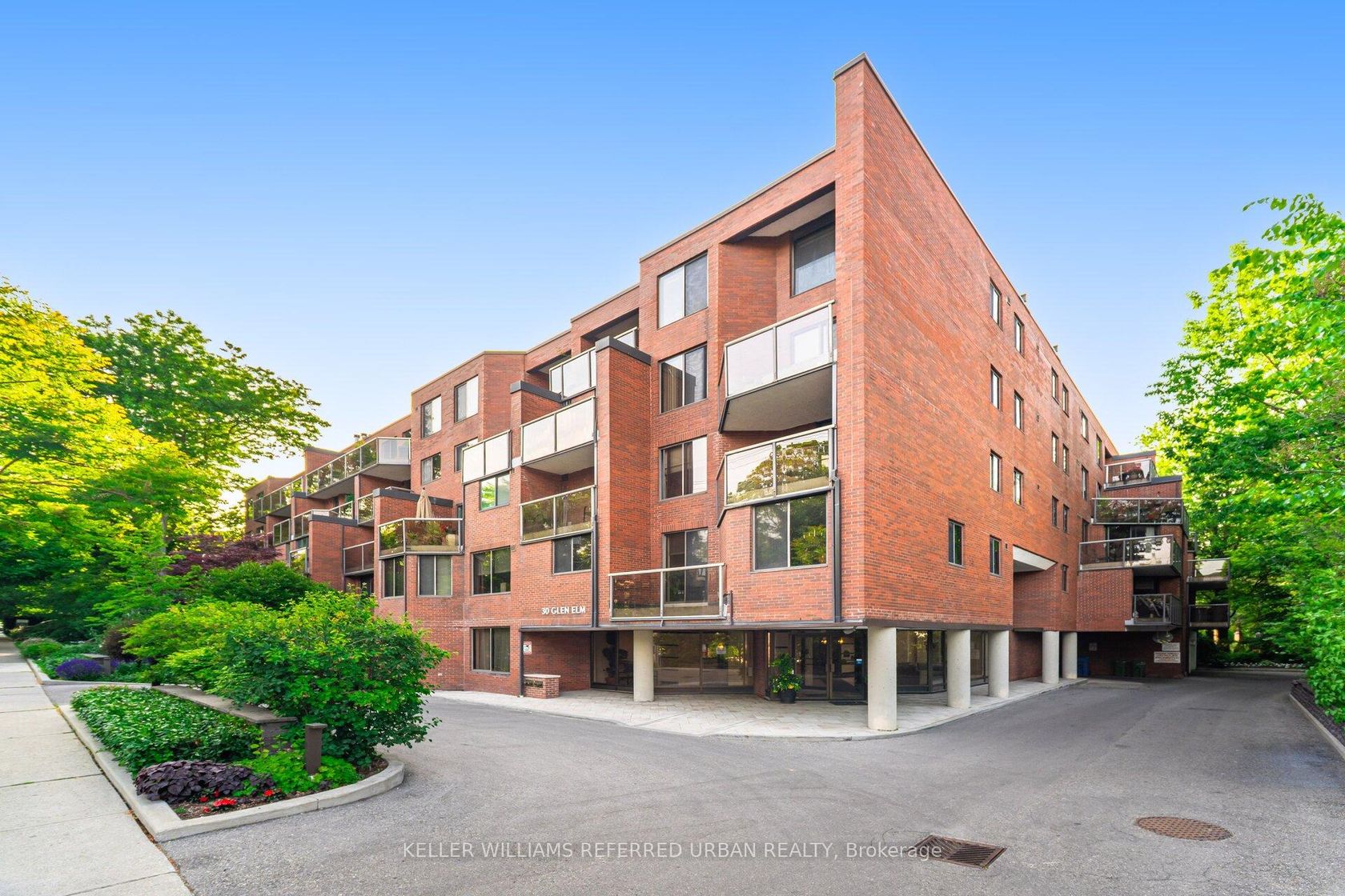 109/209 - 30 Glen Elm Avenue E, Moore Park, Toronto 