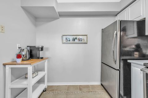 Photo 15 at 710 - 3845 Lake Shore Boulevard W, Long Branch, Toronto