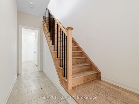 Photo 4 at 247 Harding Park Street, Glenway Estates, Newmarket