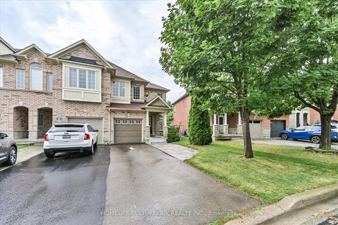 Photo 1 at 208 Cabernet Road, Patterson, Vaughan