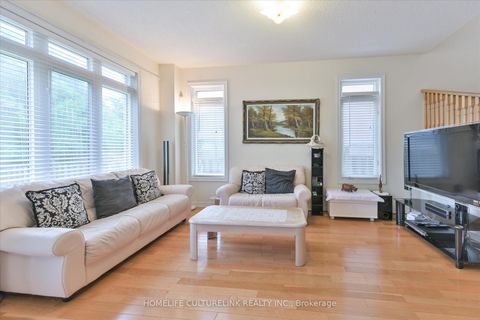 Photo 8 at 208 Cabernet Road, Patterson, Vaughan