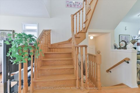 Photo 17 at 208 Cabernet Road, Patterson, Vaughan
