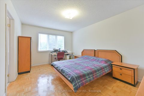 Photo 20 at 208 Cabernet Road, Patterson, Vaughan