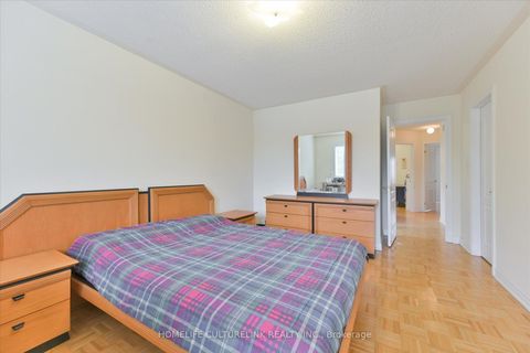Photo 21 at 208 Cabernet Road, Patterson, Vaughan