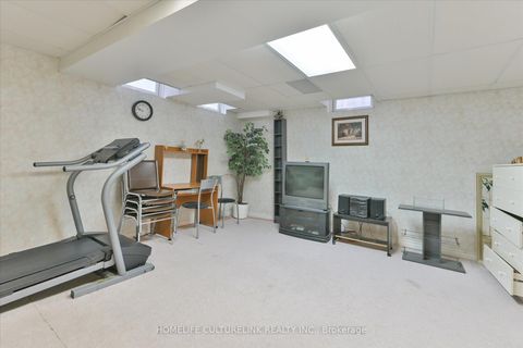 Photo 28 at 208 Cabernet Road, Patterson, Vaughan
