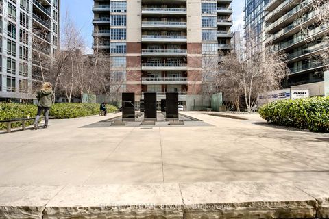 Photo 19 at 703 - 399 Adelaide Street W, Waterfront Communities C1, Toronto