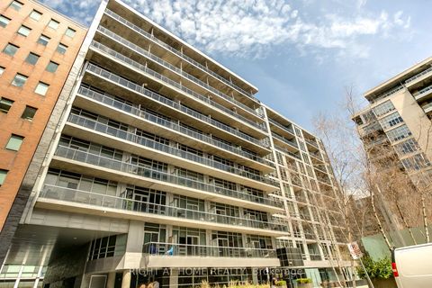 Photo 30 at 703 - 399 Adelaide Street W, Waterfront Communities C1, Toronto