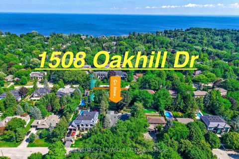 Photo 3 at 1508 Oakhill Drive, MO Morrison, Oakville