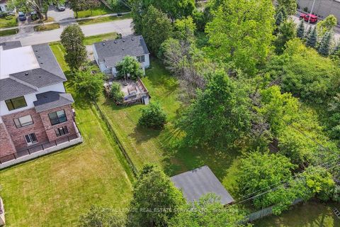 Photo 11 at 1020 Kent Avenue, CP College Park, Oakville