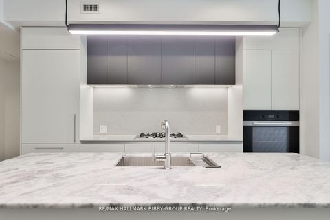Photo 2 at 308 - 1414 Bayview Avenue, Mount Pleasant East, Toronto