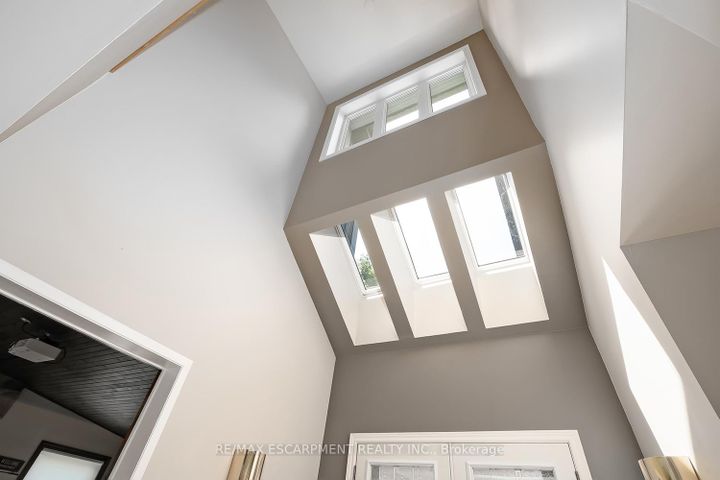 Photo 6 at 275 Alexander Court, Brant, Burlington