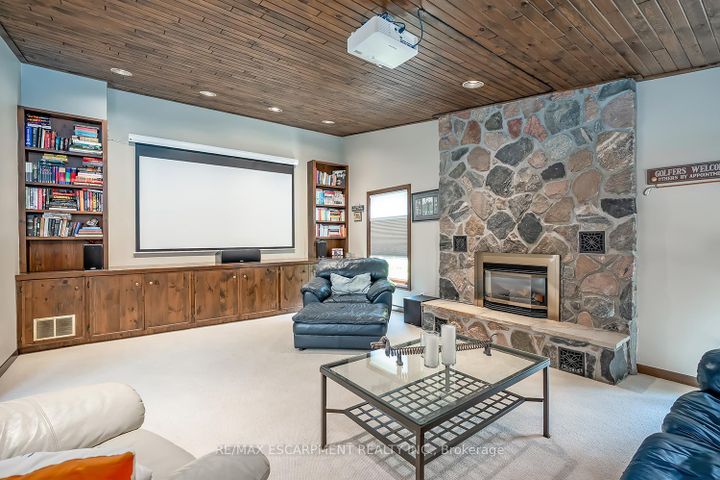 Photo 10 at 275 Alexander Court, Brant, Burlington