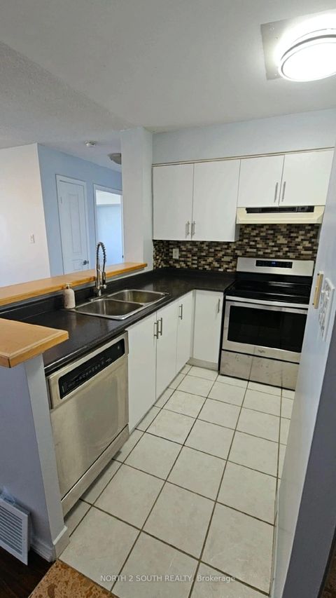 Photo 3 at 916 - 29 Northern Hts Drive, Langstaff, Richmond Hill