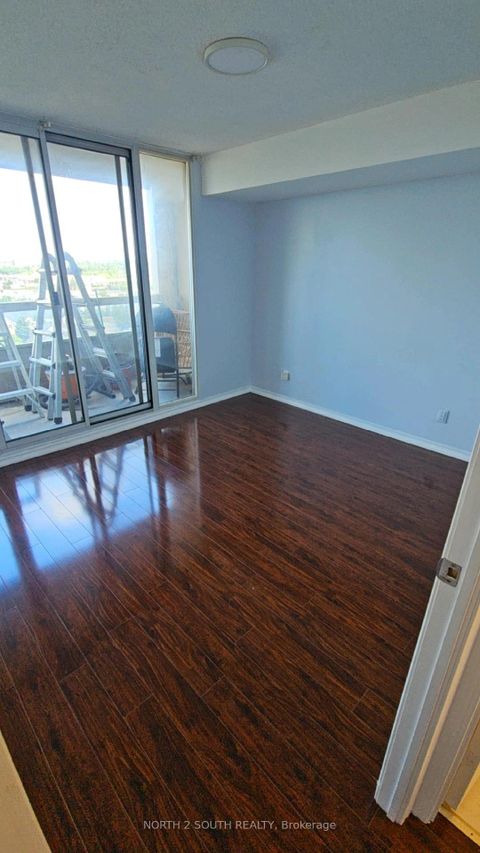 Photo 14 at 916 - 29 Northern Hts Drive, Langstaff, Richmond Hill