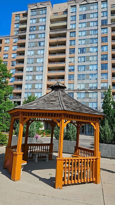 Photo 21 at 916 - 29 Northern Hts Drive, Langstaff, Richmond Hill