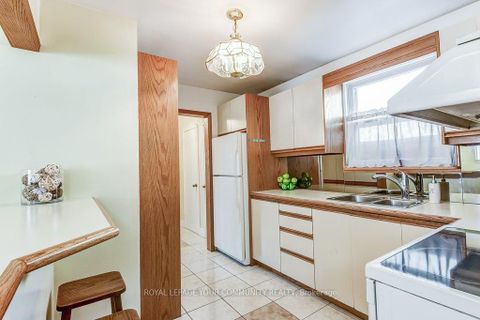 Photo 10 at 17 Dyson Boulevard, Maryvale, Toronto