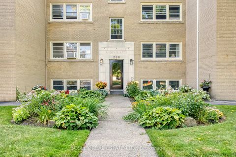 Photo 7 at 16 - 288 Reynolds Street, OO Old Oakville, Oakville