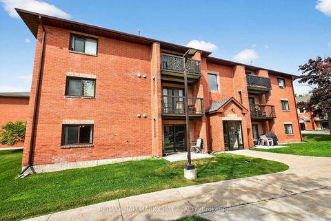 Photo 1 at B4 - 179 Edgehill Drive, Edgehill Drive, Barrie Photo 1 at B4 - 179 Edgehill Drive, Edgehill Drive, Barrie