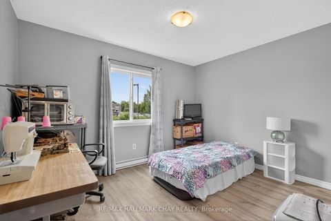 Photo 14 at B4 - 179 Edgehill Drive, Edgehill Drive, Barrie