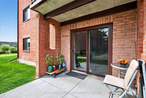 Photo 18 at B4 - 179 Edgehill Drive, Edgehill Drive, Barrie