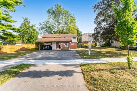 Photo 1 at 73 Dogwood Crescent, Bendale, Toronto
