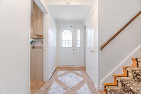 Photo 4 at 73 Dogwood Crescent, Bendale, Toronto