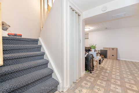 Photo 35 at 73 Dogwood Crescent, Bendale, Toronto