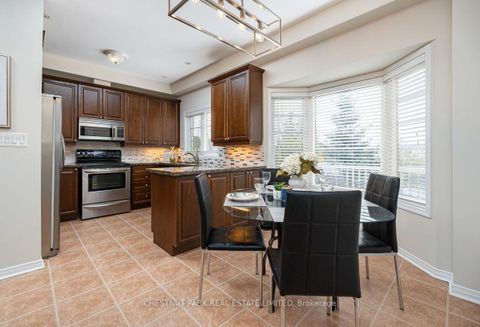 Photo 8 at 66 Chapman Court, Aurora Grove, Aurora