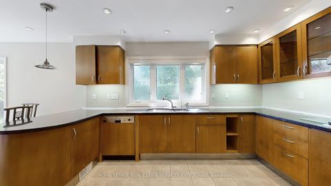 Photo 15 at 39 Harrison Road, Windfields, Toronto