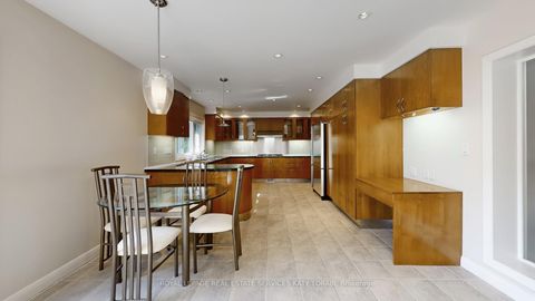 Photo 18 at 39 Harrison Road, Windfields, Toronto