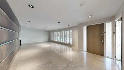 Photo 22 at 39 Harrison Road, Windfields, Toronto