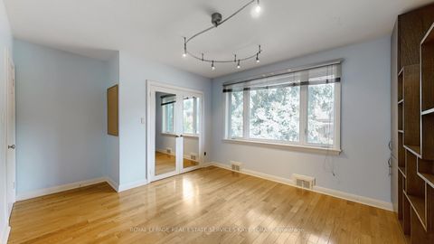 Photo 34 at 39 Harrison Road, Windfields, Toronto
