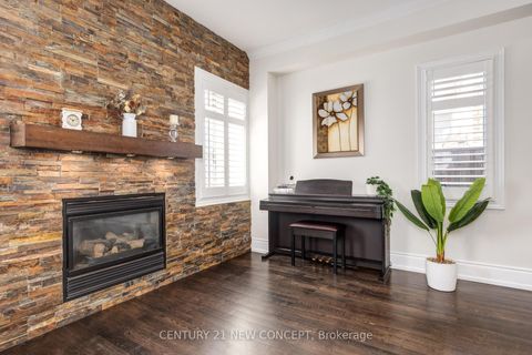 Photo 11 at 2587 Carberry Way, WM Westmount, Oakville