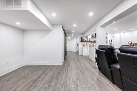 Photo 46 at 2587 Carberry Way, WM Westmount, Oakville