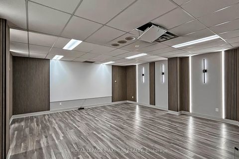 Photo 30 at 308 - 20 Harding Boulevard W, North Richvale, Richmond Hill