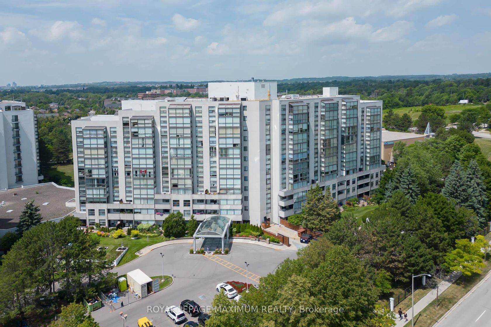 308 - 20 Harding Boulevard W, North Richvale, Richmond Hill 